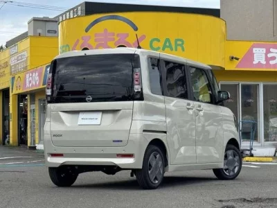 NISSAN ROOX