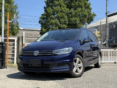 VOLKSWAGEN GOLF TOURAN