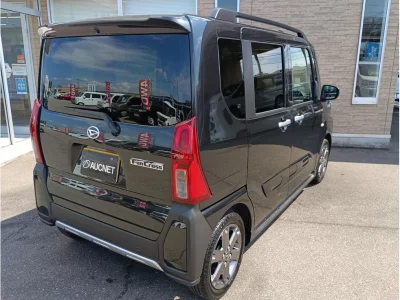 DAIHATSU TANTO FUN CROSS