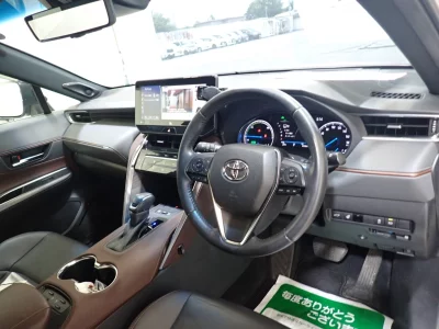 TOYOTA HARRIER