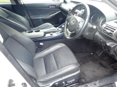 LEXUS IS