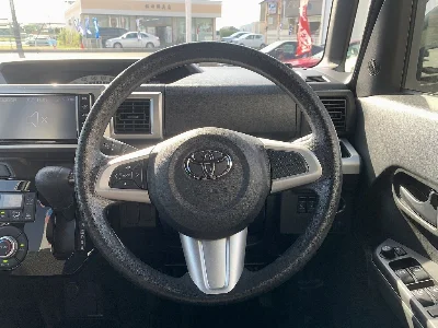 TOYOTA PIXIS MEGA