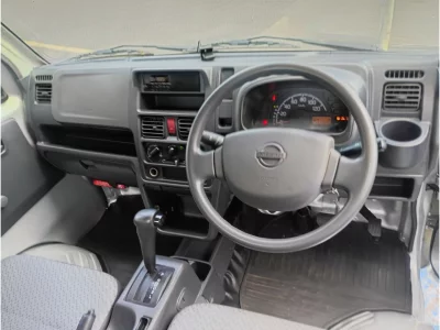 NISSAN CLIPPER TRUCK