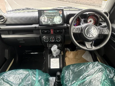 SUZUKI JIMNY NOMADE