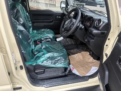 SUZUKI JIMNY NOMADE