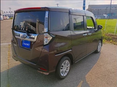 TOYOTA TANK