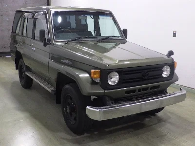 TOYOTA LAND CRUISER