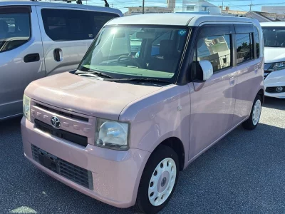 TOYOTA PIXIS SPACE
