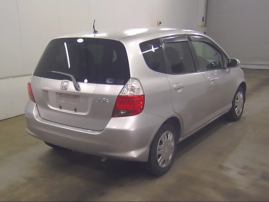 Honda Fit  с аукциона в Японии