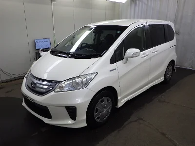 HONDA FREED