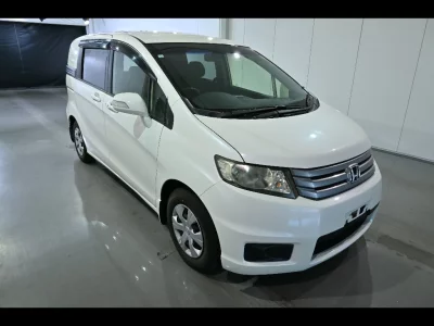 HONDA FREED SPIKE