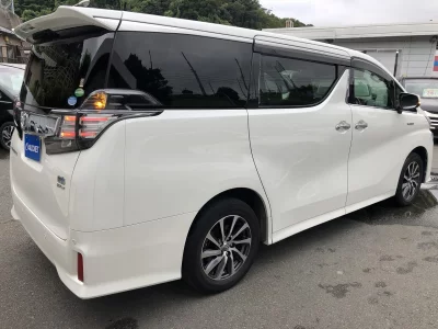 TOYOTA VELLFIRE