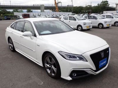 TOYOTA CROWN