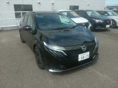 NISSAN AURA