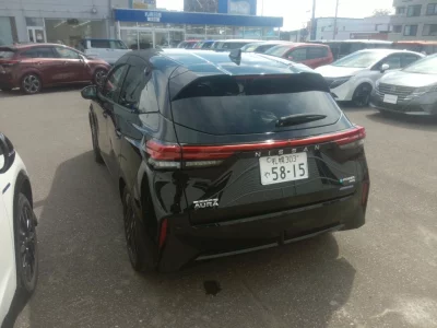 NISSAN AURA