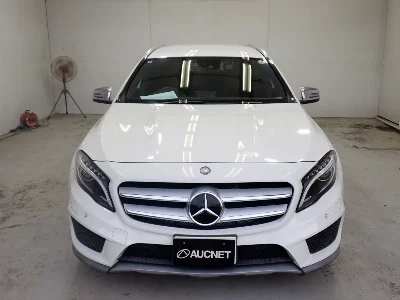 MERCEDES BENZ GLA