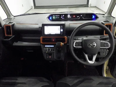 DAIHATSU TANTO FUN CROSS
