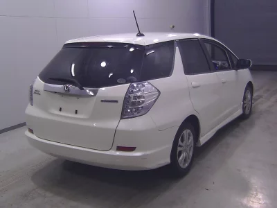 HONDA FIT SHUTTLE
