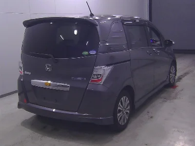HONDA FREED SPIKE