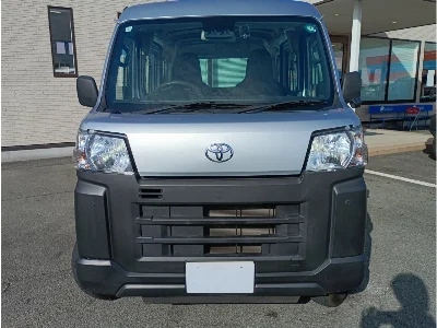 TOYOTA PIXIS VAN
