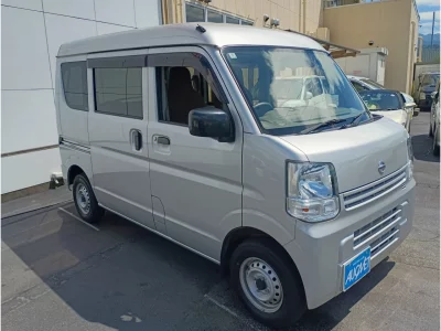 NISSAN CLIPPER VAN
