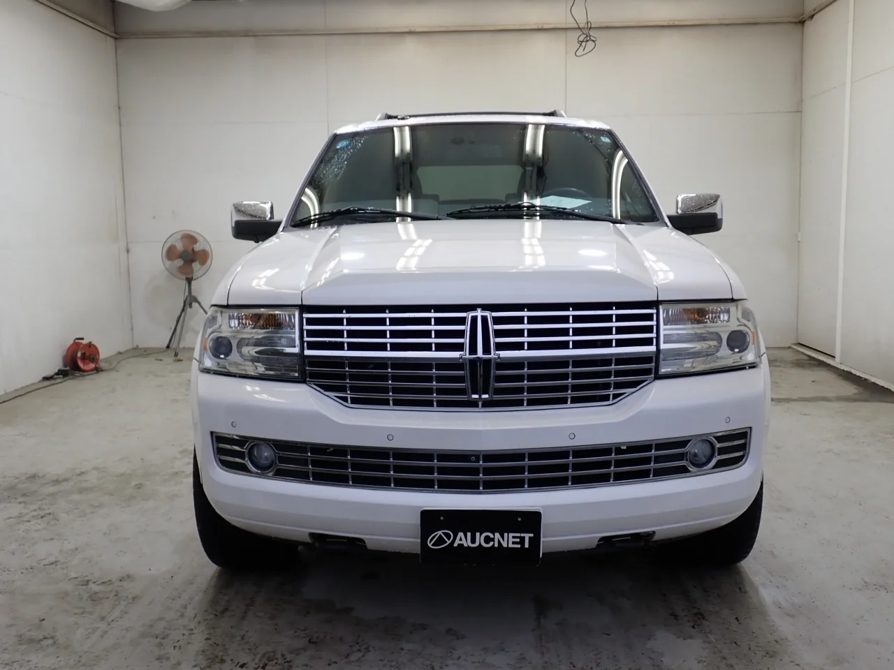 Lincoln Navigator  с аукциона в Японии