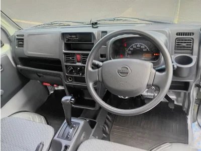 NISSAN CLIPPER TRUCK