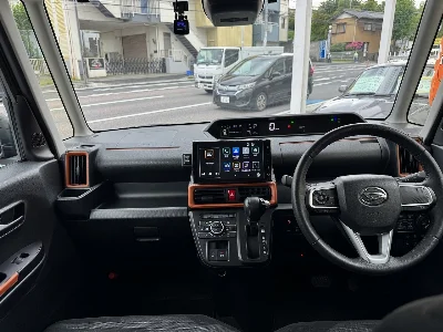 DAIHATSU TANTO FUN CROSS