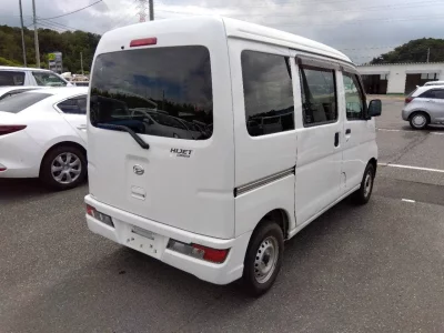 DAIHATSU HIJET VAN