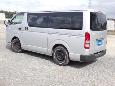 TOYOTA REGIUS VAN
