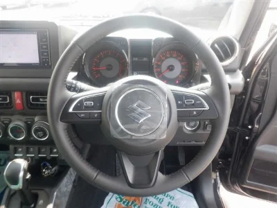 SUZUKI JIMNY NOMADE