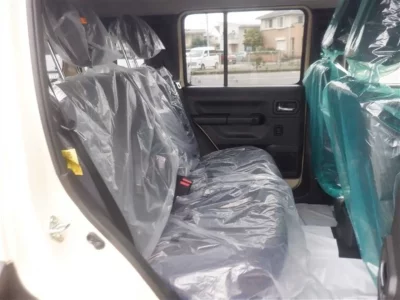 SUZUKI JIMNY NOMADE