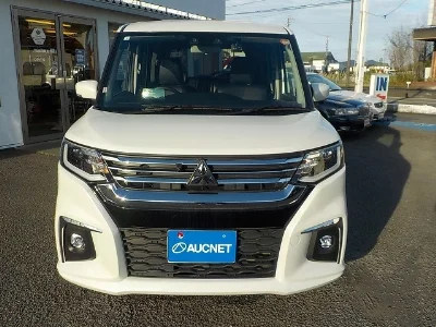 MITSUBISHI DELICA D2