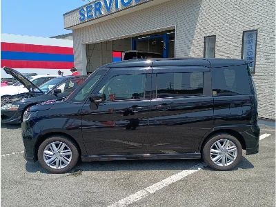 MITSUBISHI DELICA D2