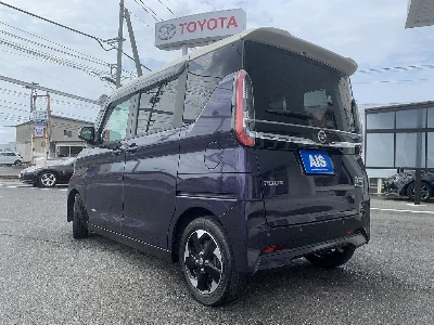 NISSAN ROOX