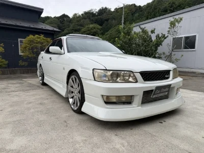 NISSAN LAUREL