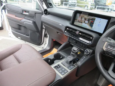 TOYOTA LAND CRUISER 250