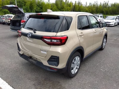 DAIHATSU ROCKY