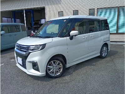 MITSUBISHI DELICA D2