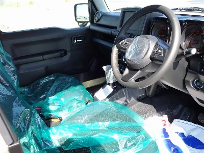 SUZUKI JIMNY NOMADE