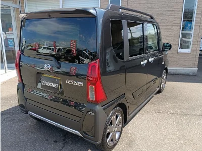 DAIHATSU TANTO FUN CROSS