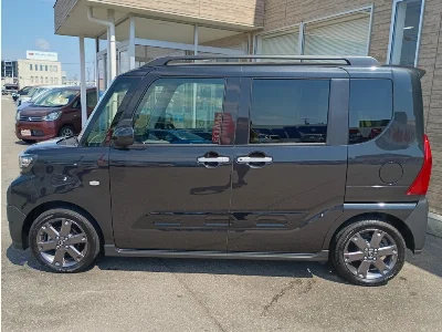 DAIHATSU TANTO FUN CROSS