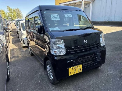 NISSAN CLIPPER VAN