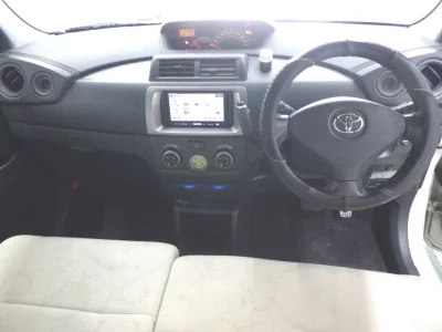 TOYOTA BB