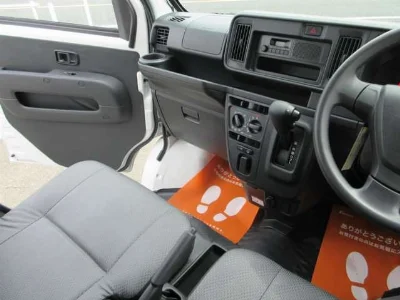 DAIHATSU HIJET VAN