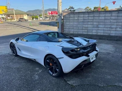 MCLAREN 720S