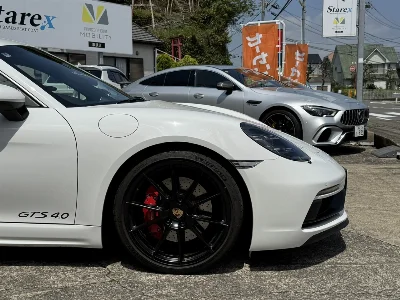 PORSCHE 718 CAYMAN