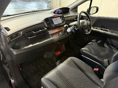 HONDA FREED SPIKE
