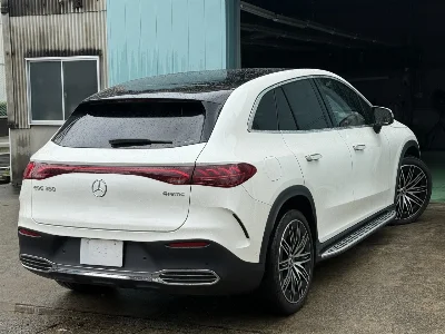 MERCEDES BENZ EQE SUV