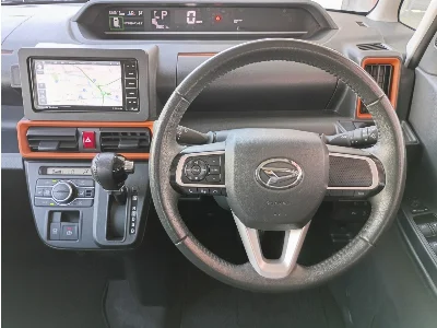 DAIHATSU TANTO FUN CROSS